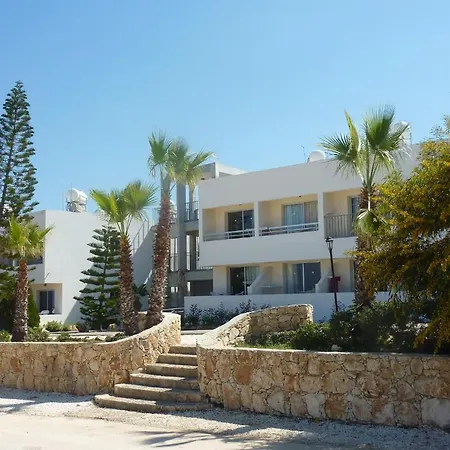 Hotel Aphrodite Beach 2*