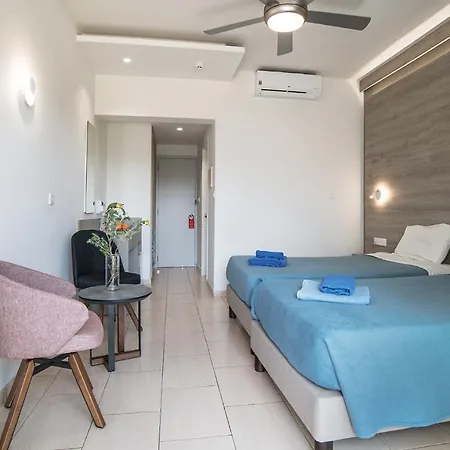 Hotel Aphrodite Beach 2*