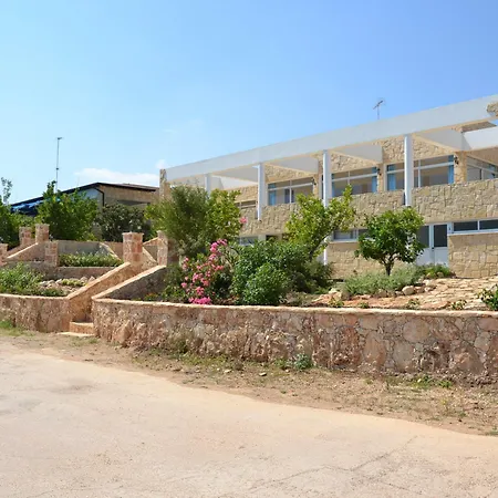 Aphrodite Beach 2* Polis